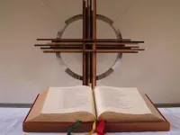 Bibel und Kreuz (Foto: Werner N&auml;f): Kreuzlingen