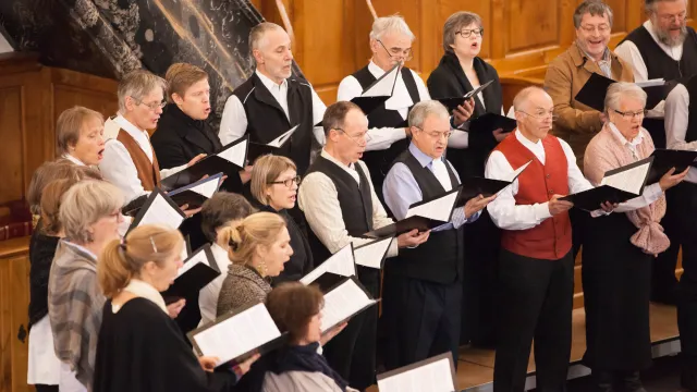 170205-Jubiläums-Gottesdienst-Foto Anja Lutz-Projektchor (4) (Foto: http://www.anjalutz.ch/) 170205-Jubiläums-Gottesdienst-Foto Anja Lutz-Projektchor (4) (Foto: http://www.anjalutz.ch/)